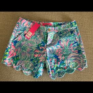 Lilly Pulitzer Buttercup Stretch Shorts Size: 4